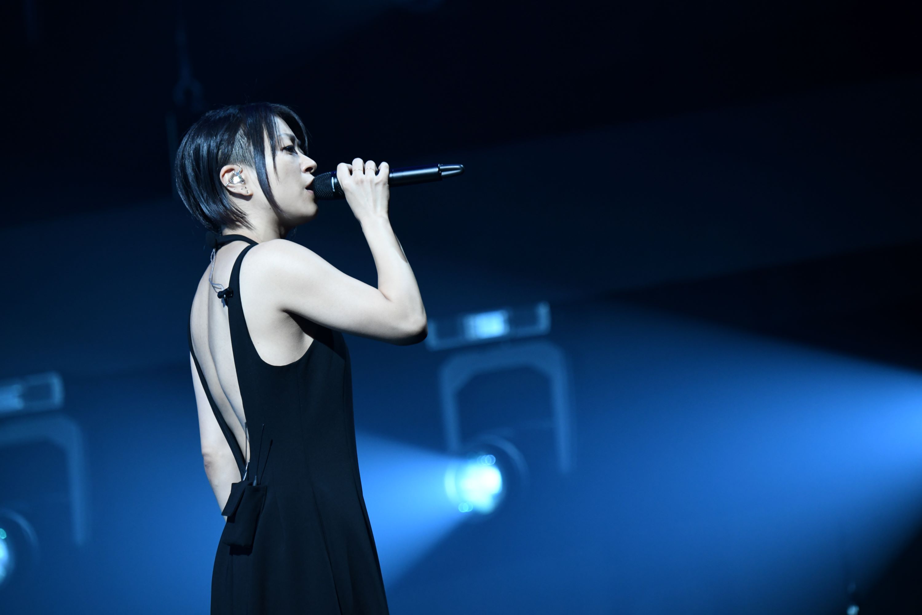 宇多田ヒカル Live ブルーレイ Amazon.co.jp: HIKARU UTADA LIVE CHRONICLES WILD LIFE (2010